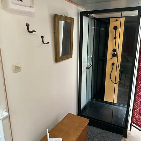 La Du Halage Εξοχικό σπίτι *